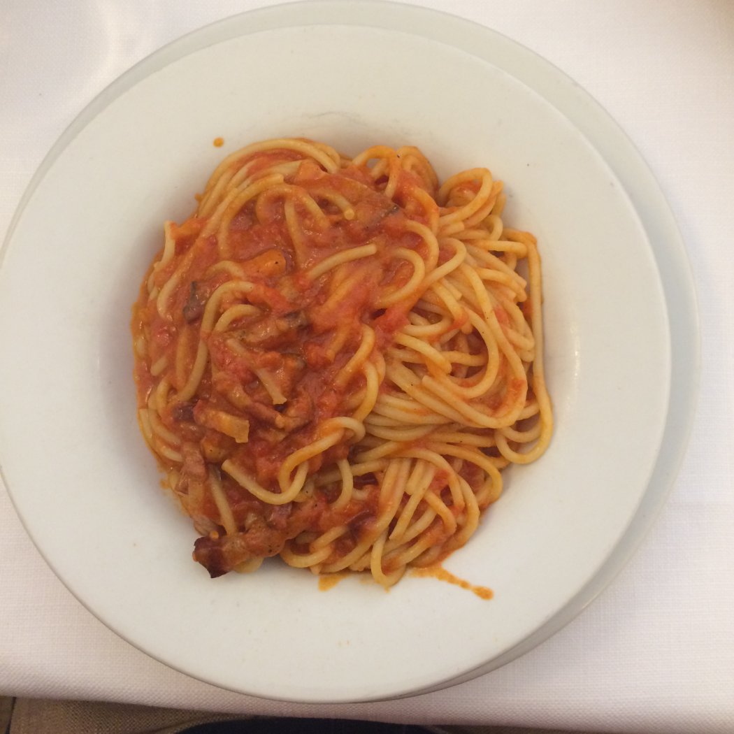 Tudini Rom Spaghetti all'amatriciana