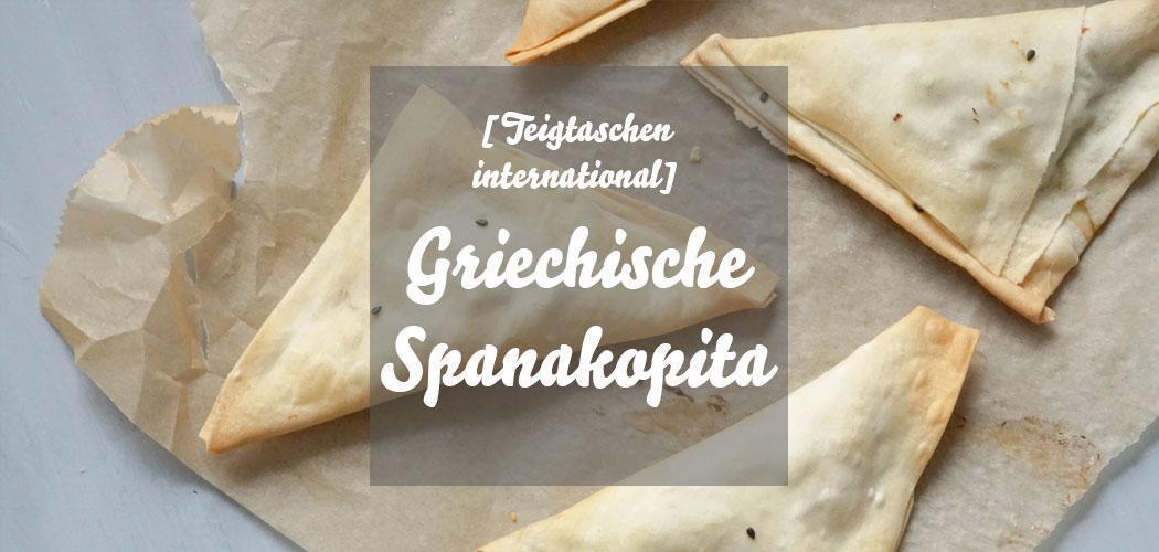 Spanakopita » Rezept für die griechischen Teigtaschen mit Spinatfüllung. Spanakopita in Filoteig selber machen