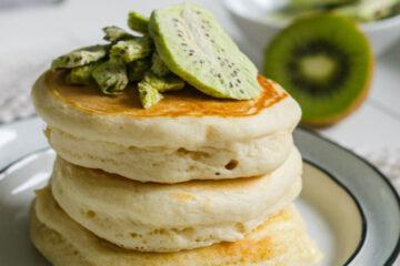 Einfaches Rezept für vegane Pancakes: fluffig & lecker