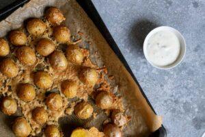 Knusprige Kartoffeln: vegane crispy "Parmesan" Potatoes